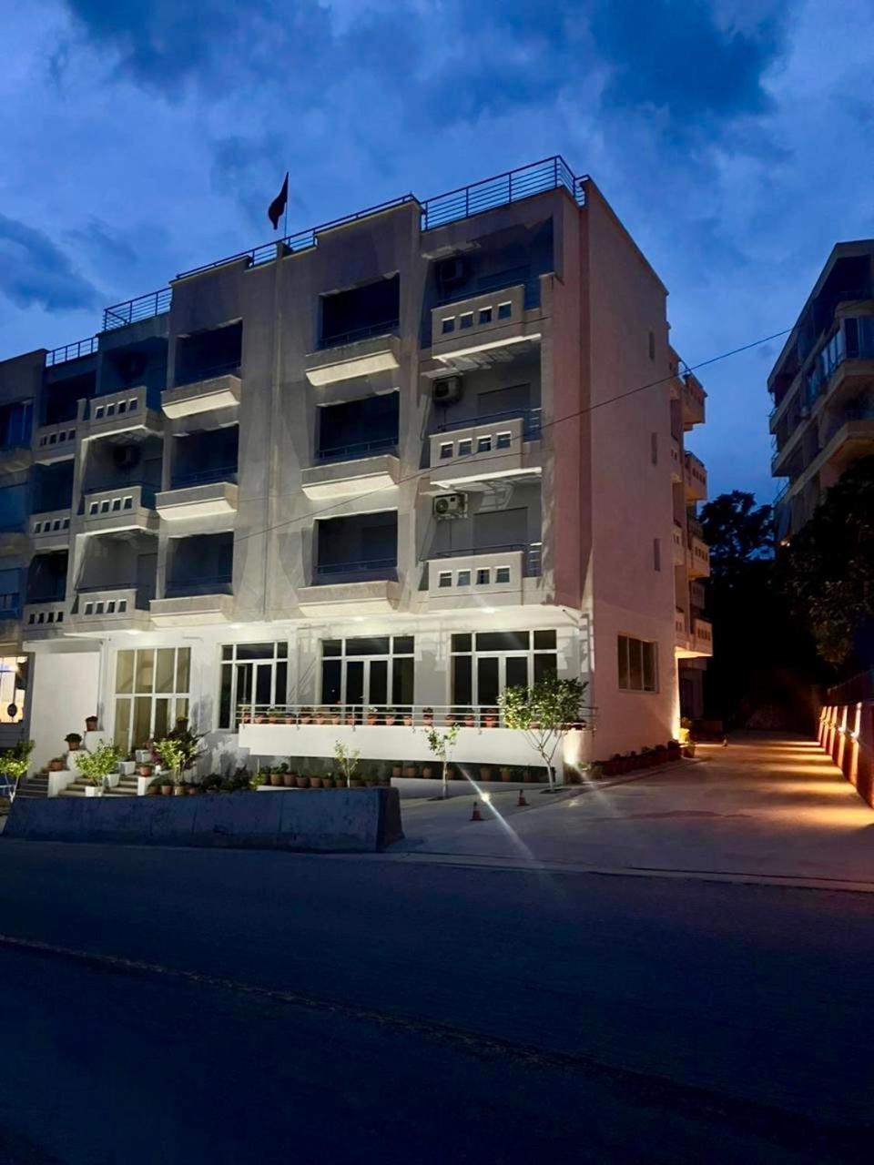 Residence David Влёра Экстерьер фото