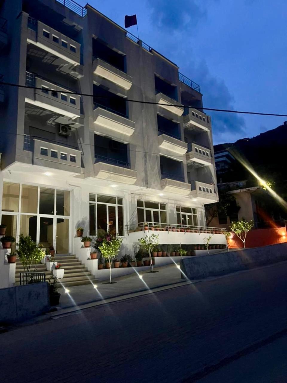 Residence David Влёра Экстерьер фото